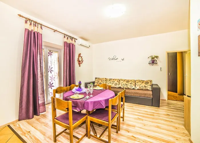 Kaic 1045 * פולה