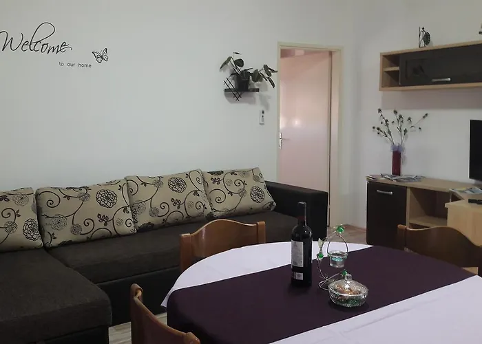 Kaic 1045 * プーラ